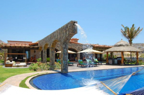 Picture Relaxing Beside Your Private Pool in Reading Your Favourite Book, San Jose del Cabo Villa 1041